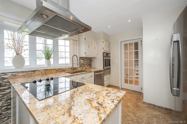 11 Meadowlark Road, Rye Brook, NY 10573