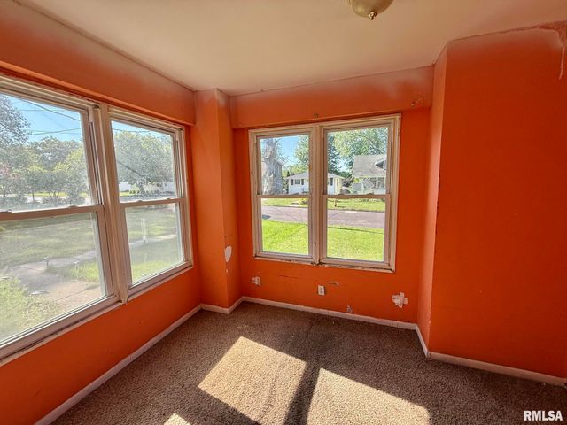 1103 E MAYWOOD Avenue, Peoria, IL 61603