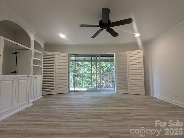 1323 Queens Road, Charlotte, NC 28207