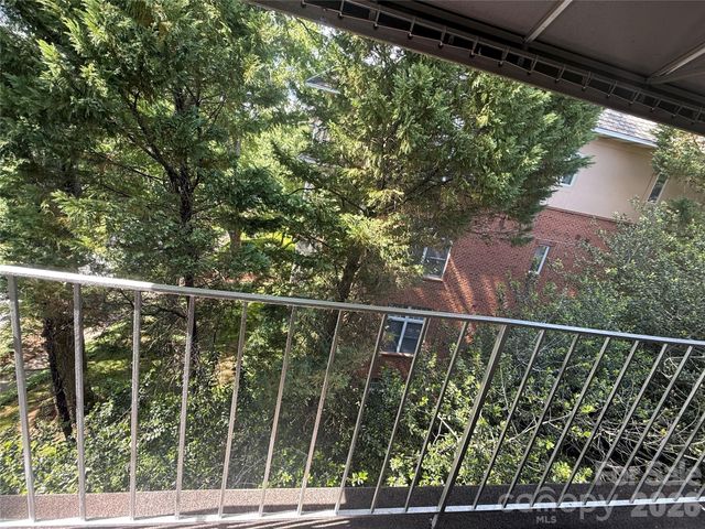 1323 Queens Road, Charlotte, NC 28207