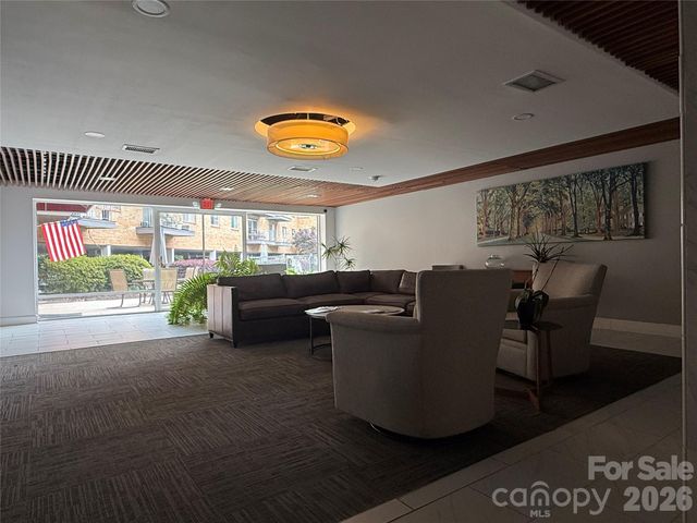 1323 Queens Road, Charlotte, NC 28207