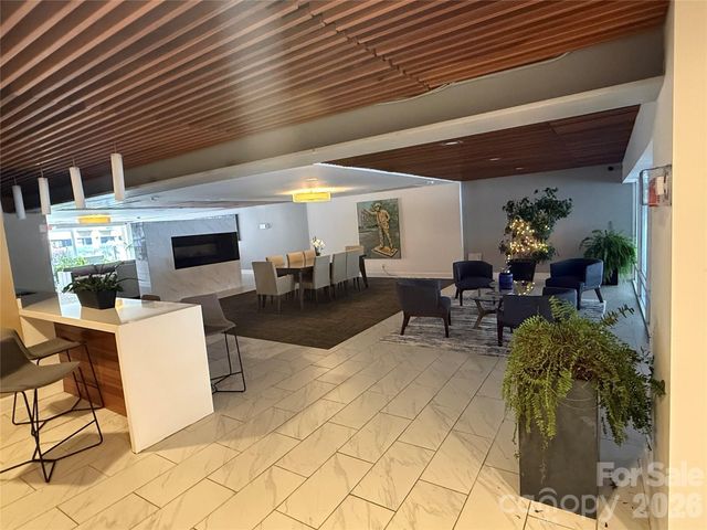 1323 Queens Road, Charlotte, NC 28207