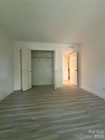1323 Queens Road, Charlotte, NC 28207