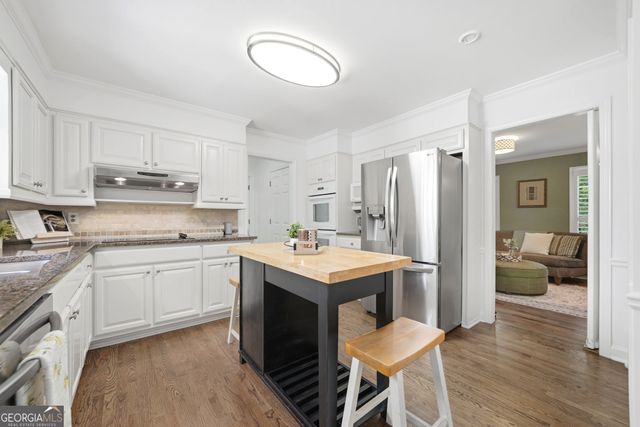 335 Woodchuck Court, Roswell, GA 30076