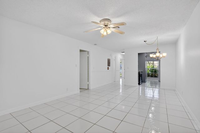13942 Via Flora B, Delray Beach, FL 33484