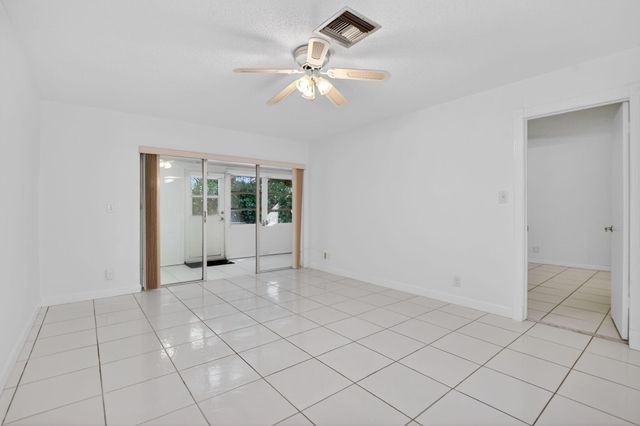 13942 Via Flora B, Delray Beach, FL 33484