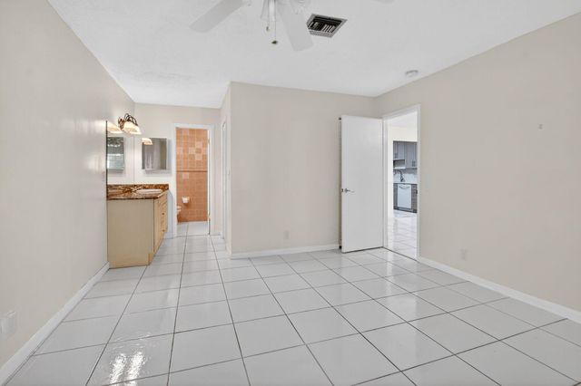 13942 Via Flora B, Delray Beach, FL 33484