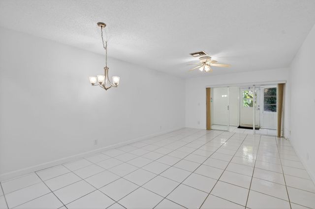 13942 Via Flora B, Delray Beach, FL 33484