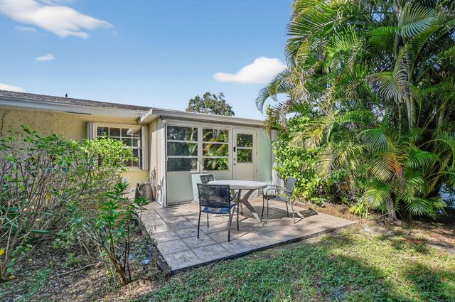 13942 Via Flora B, Delray Beach, FL 33484