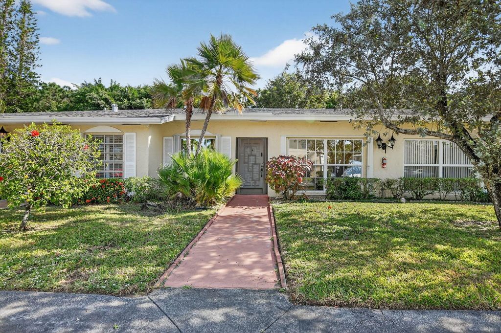 13942 Via Flora B, Delray Beach, FL 33484