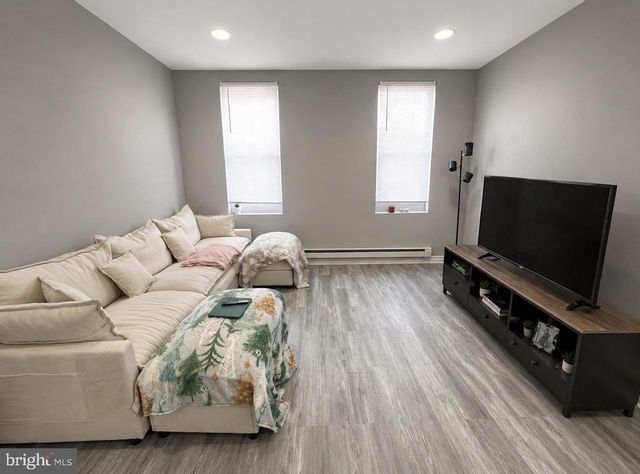 2711 N 11TH ST, Philadelphia, PA 19133