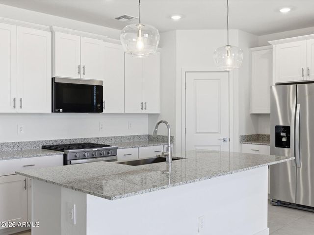 3302 N CAMDEN Drive, Florence, AZ 85132