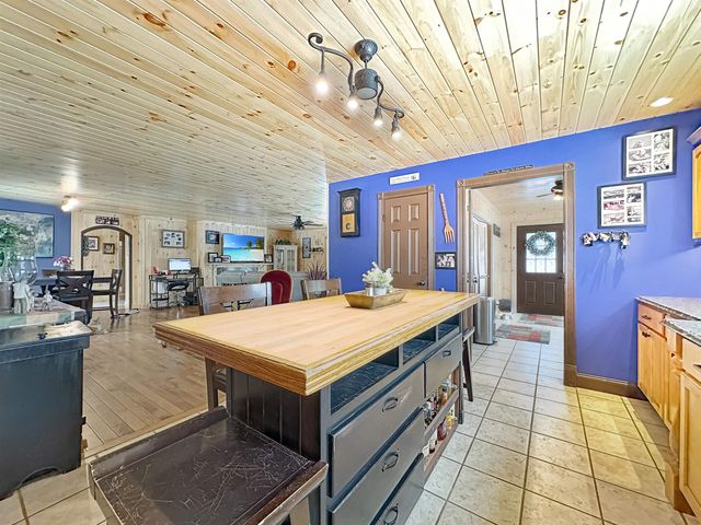 257 Main Street, Colebrook, NH 03576