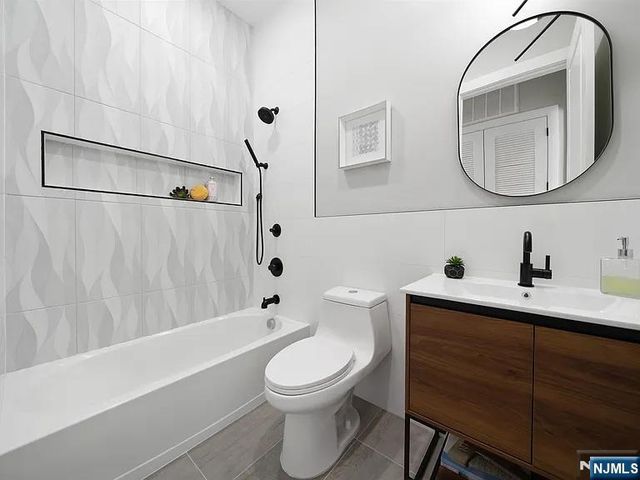 3568 John F Kennedy Boulevard 3, Jersey City, NJ 07307
