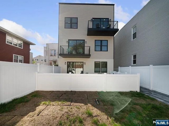 3568 John F Kennedy Boulevard 3, Jersey City, NJ 07307