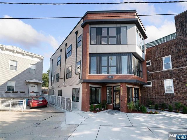 3568 John F Kennedy Boulevard 3, Jersey City, NJ 07307