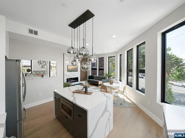 3568 John F Kennedy Boulevard 3, Jersey City, NJ 07307