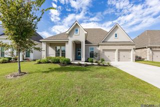58870 April Ln, Plaquemine, LA 70767