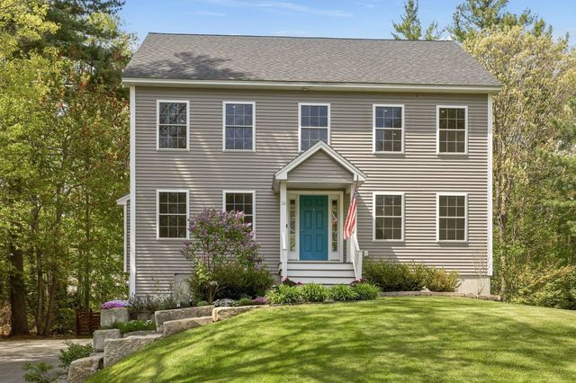 16 Bayview Drive, Eliot, ME 03903