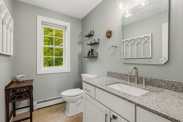 16 Bayview Drive, Eliot, ME 03903