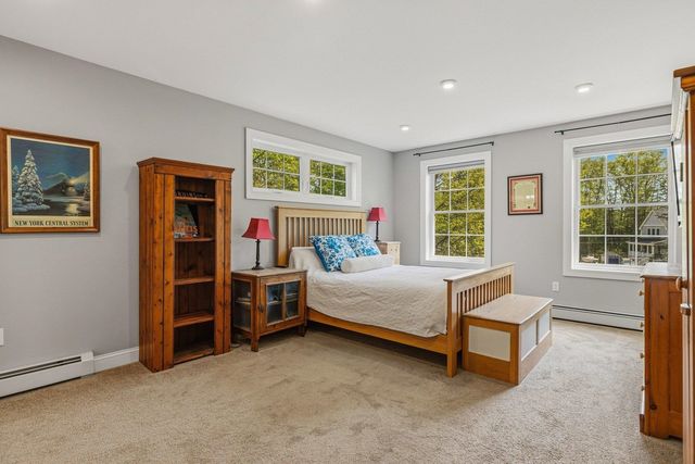 16 Bayview Drive, Eliot, ME 03903