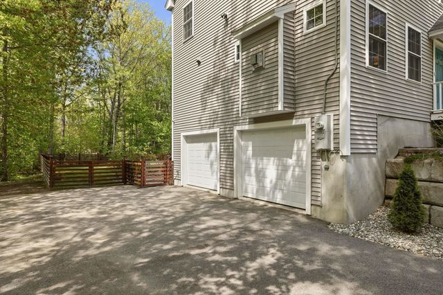 16 Bayview Drive, Eliot, ME 03903