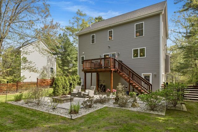 16 Bayview Drive, Eliot, ME 03903