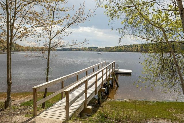 16 Bayview Drive, Eliot, ME 03903