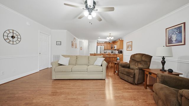 72 Anchor Drive, Rossville, GA 30741