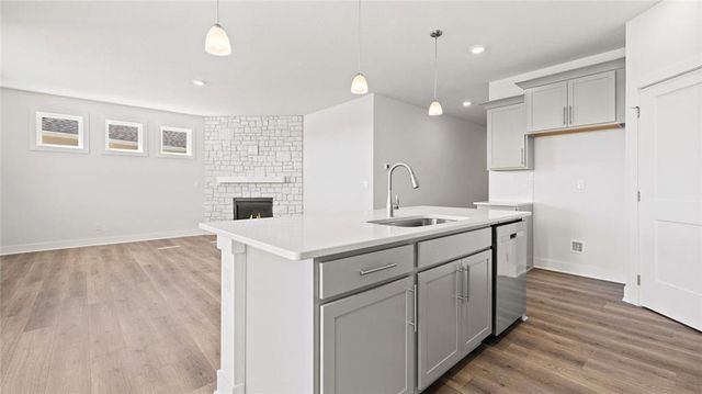 20901 W 188th Terrace, Spring Hill, KS 66083