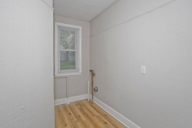 4 Elm St, South Hadley, MA 01075