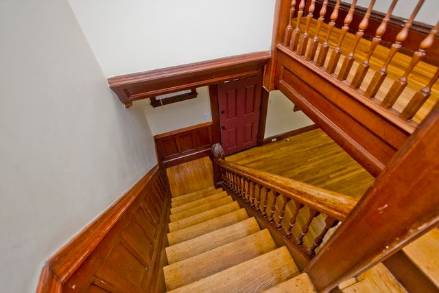 4 Elm St, South Hadley, MA 01075