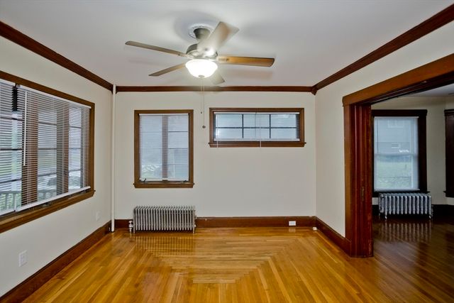 4 Elm St, South Hadley, MA 01075