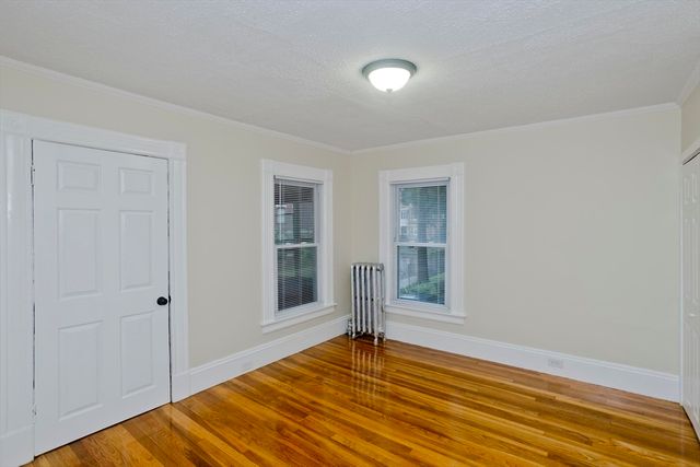 4 Elm St, South Hadley, MA 01075
