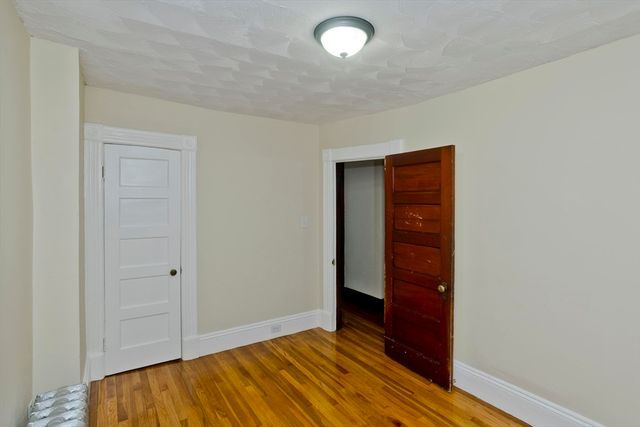 4 Elm St, South Hadley, MA 01075