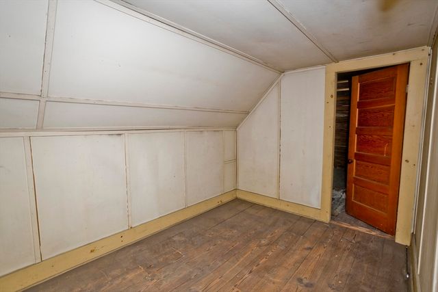 4 Elm St, South Hadley, MA 01075