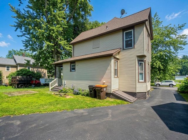 4 Elm St, South Hadley, MA 01075