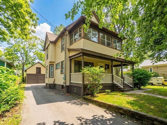 4 Elm St, South Hadley, MA 01075