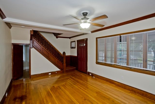 4 Elm St, South Hadley, MA 01075