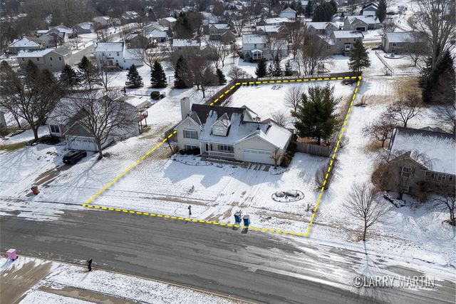 78 Rockview Drive, Rockford, MI 49341