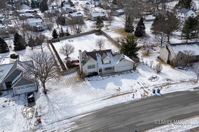 78 Rockview Drive, Rockford, MI 49341