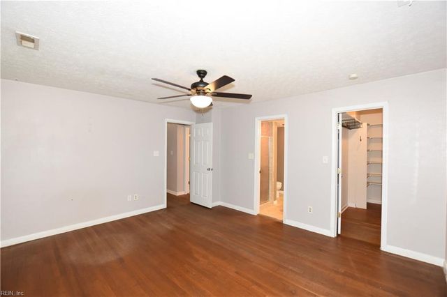 50 Banister DR, Hampton, VA 23666