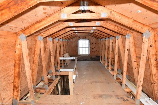 50 Banister DR, Hampton, VA 23666