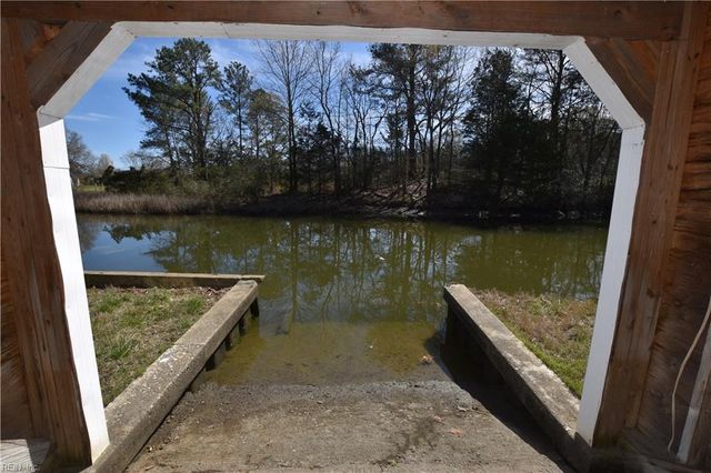 50 Banister DR, Hampton, VA 23666