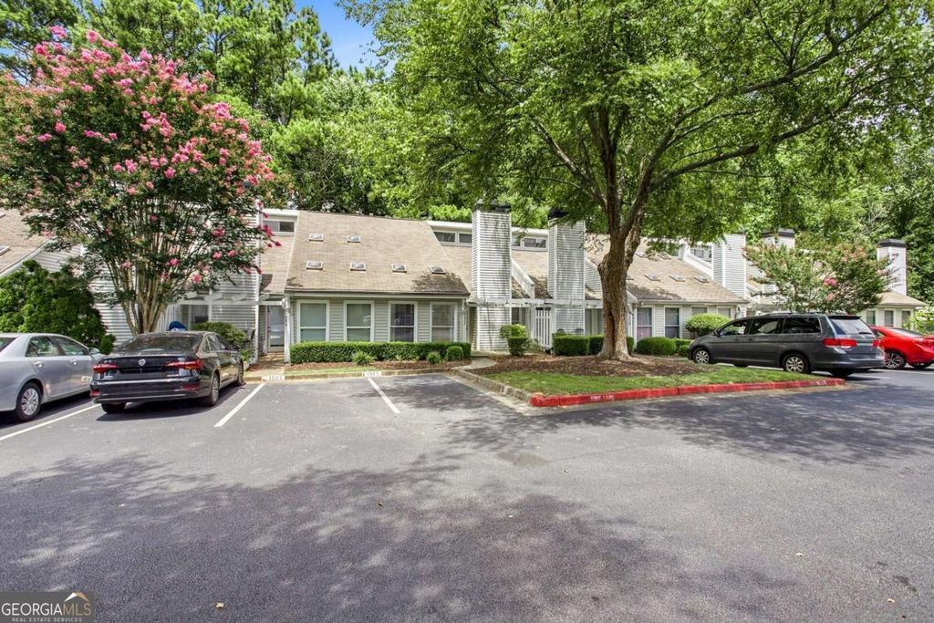 1527 Planters Ridge Lane, Alpharetta, GA 30004