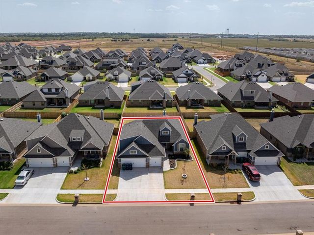 9316 NW 118th Terrace, Yukon, OK 73099