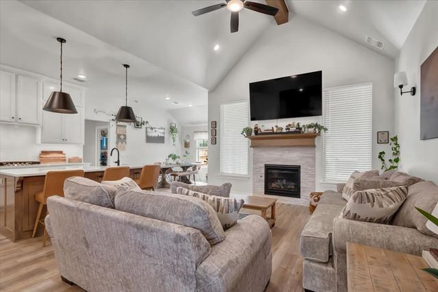 9316 NW 118th Terrace, Yukon, OK 73099