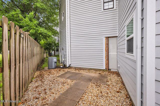 255 E Scenic Drive, C, Pass Christian, MS 39571