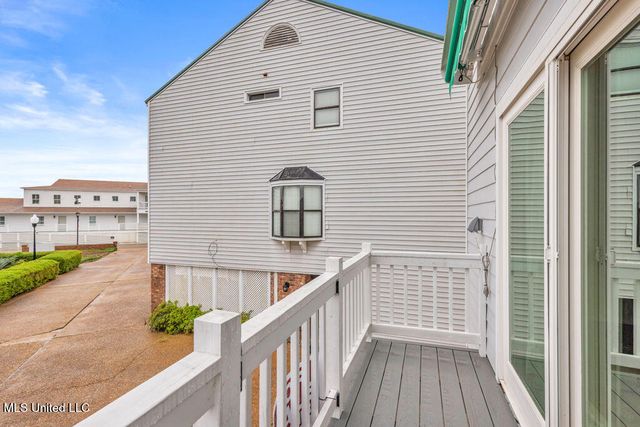 255 E Scenic Drive, C, Pass Christian, MS 39571