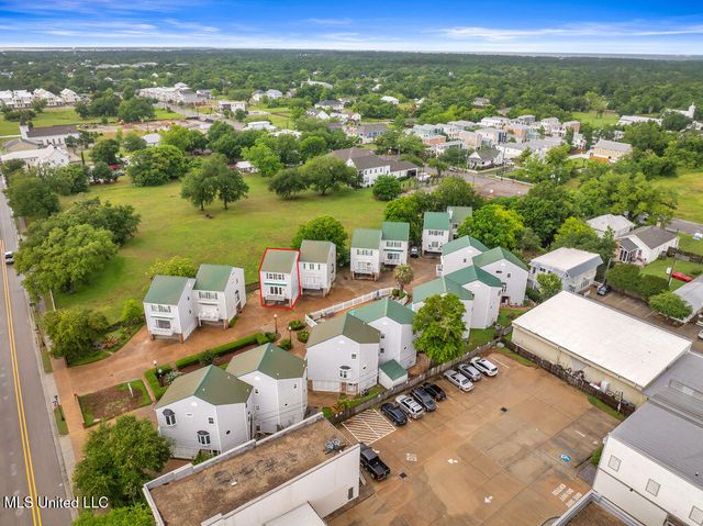 255 E Scenic Drive, C, Pass Christian, MS 39571